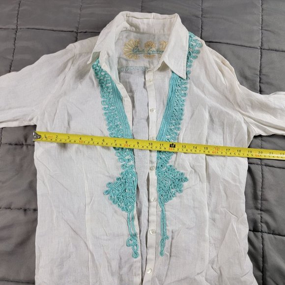 Robert Graham Womens Medium White Green Embroidered Tunic Shirt Long Sleeve - Picture 6 of 9
